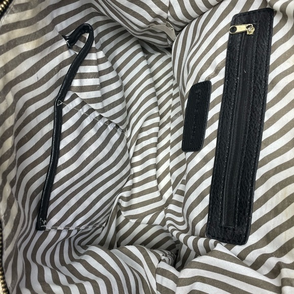 STEVE Madden Faux Vegan Leather Snake Skin Tote Satchel, Cream, Black, Gold - Picture 6 of 9